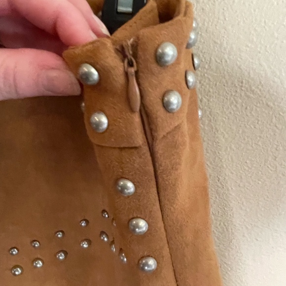 TOBI - JEANNETTE STUDDED FAUX SUEDE A-LINE SKIRT XL Camel - Picture 3 of 7